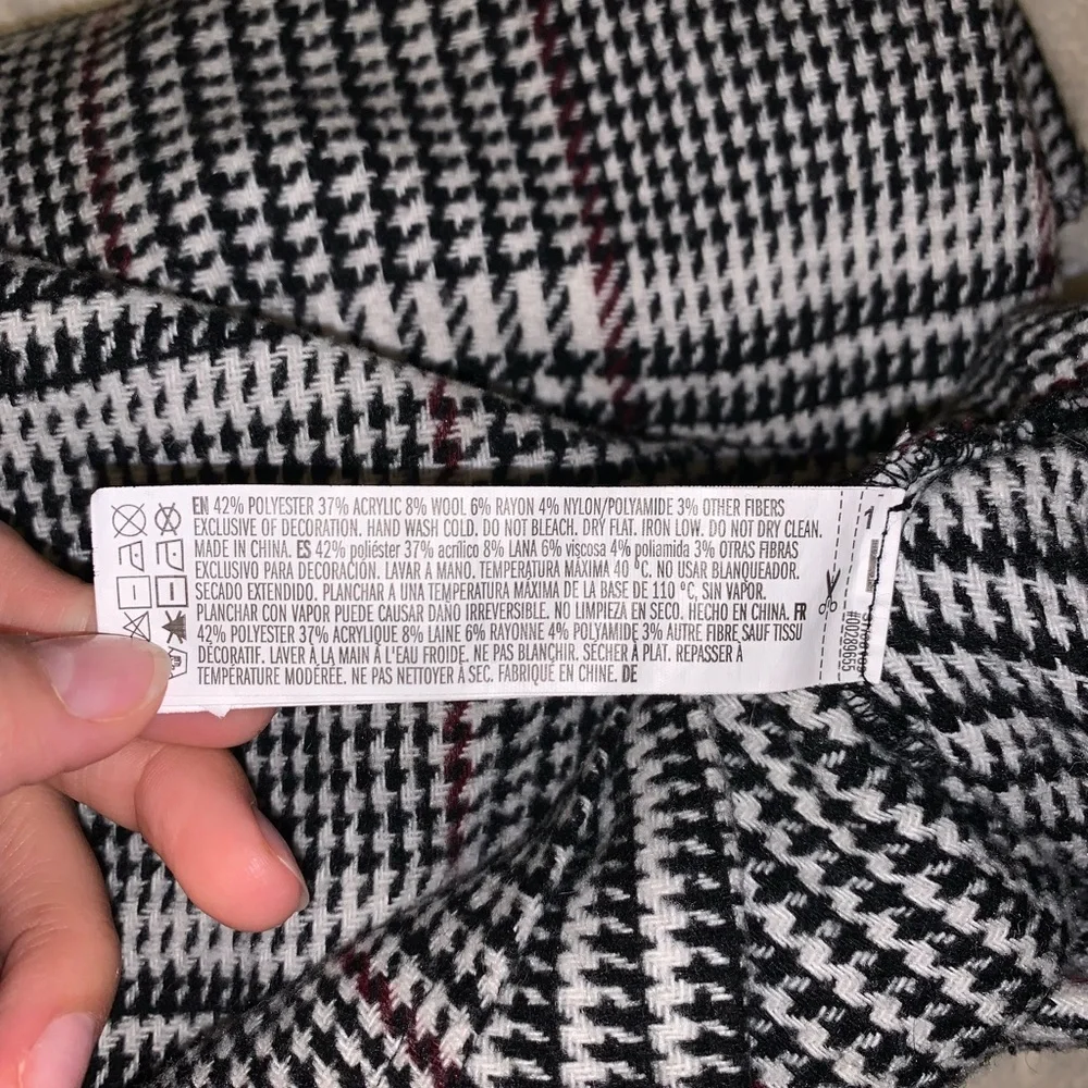 Forever21 Women’s Houndstooth Black White Bow Mini Skirt Size Medium - Picture 5 of 5